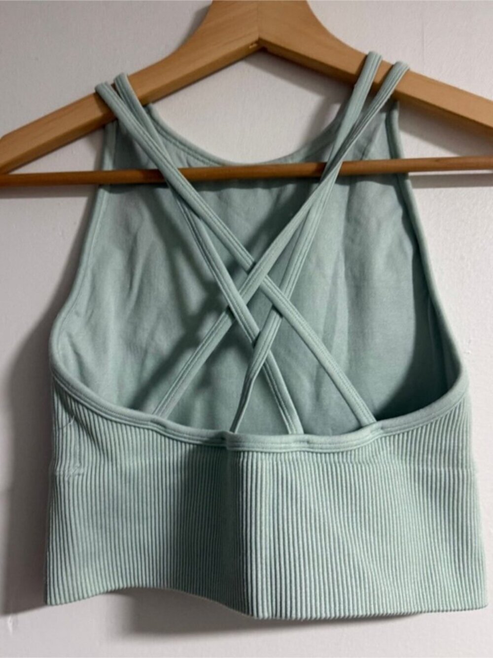Gilly Hicks Sage Green Ribbed Sports Bra Tank Size S Strappy Back - Picture 5 of 8